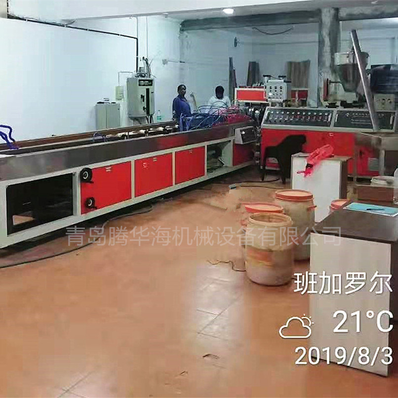 浙江PE/PVC木方塑料包覆型材设备